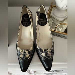 Christian Dior heels. In excellent condition